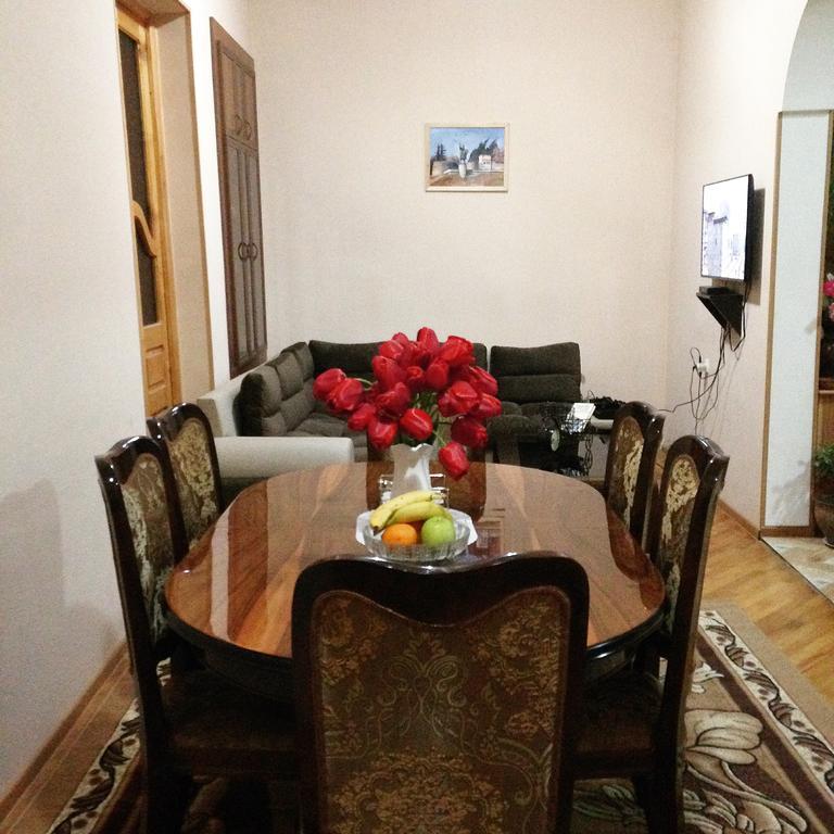 Mari Guest House Telavi Luaran gambar