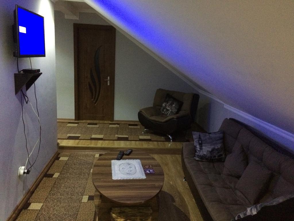 Mari Guest House Telavi Luaran gambar