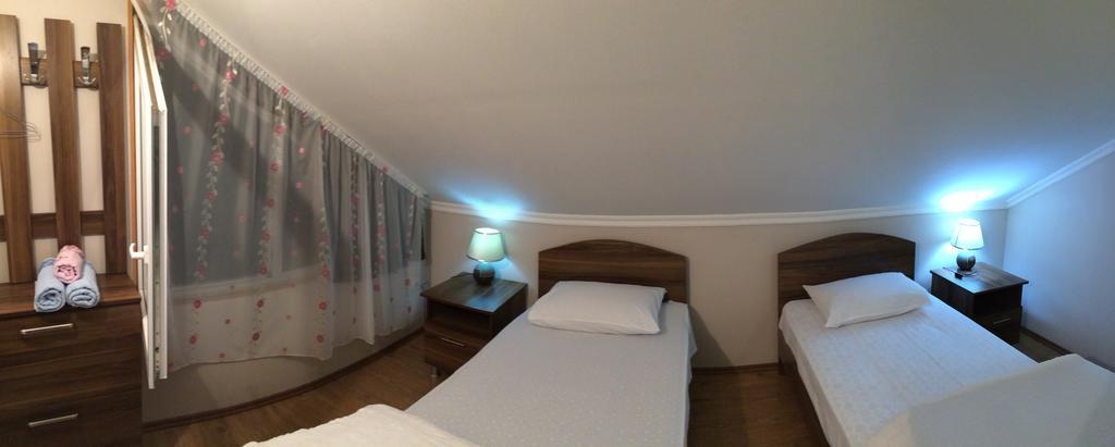 Mari Guest House Telavi Luaran gambar